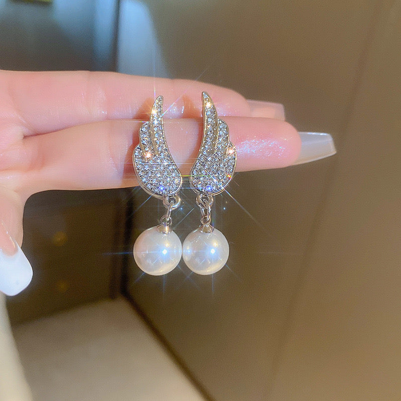 1 pair sweet wings alloy drop earrings By Trendy Jewels