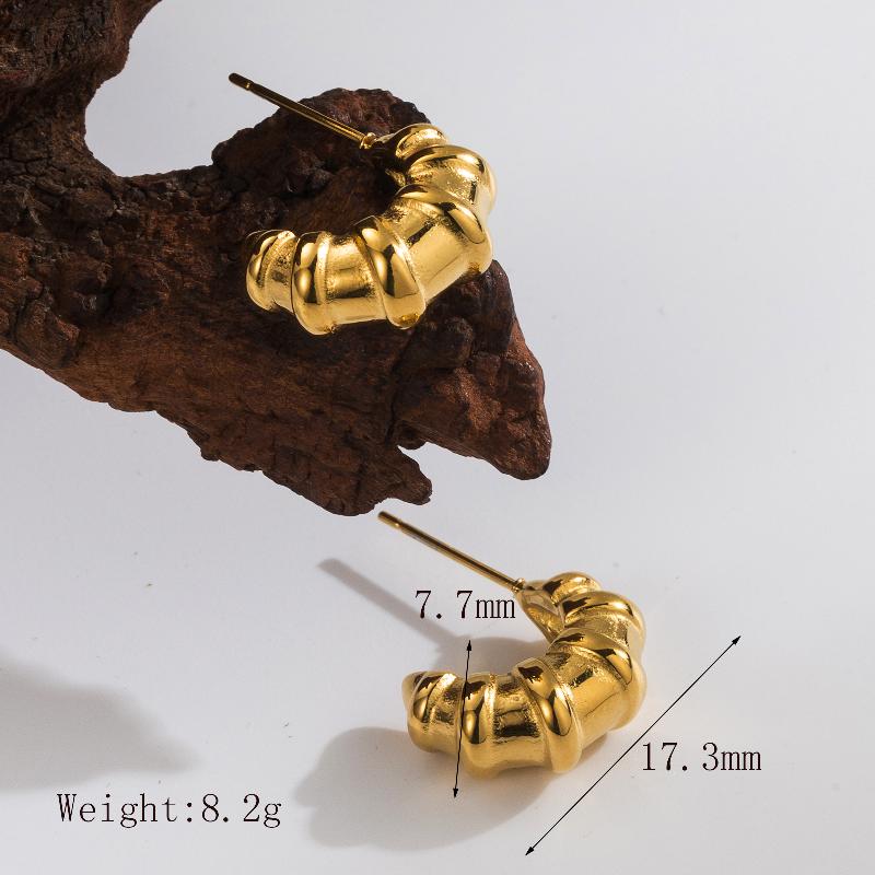 1 Pair Casual Exaggerated Croissant Plating 304 Stainless Steel 18K Gold Plated Ear Studs By Trendy Jewels