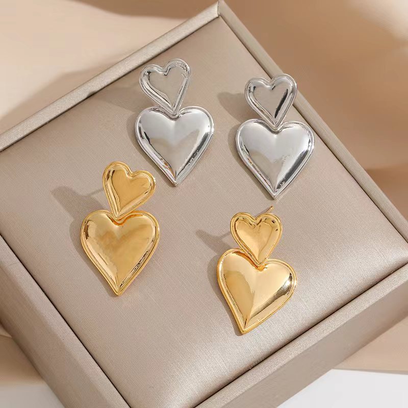 1 pair classic style heart shape plating copper 24k gold plated drop earrings By Trendy Jewels