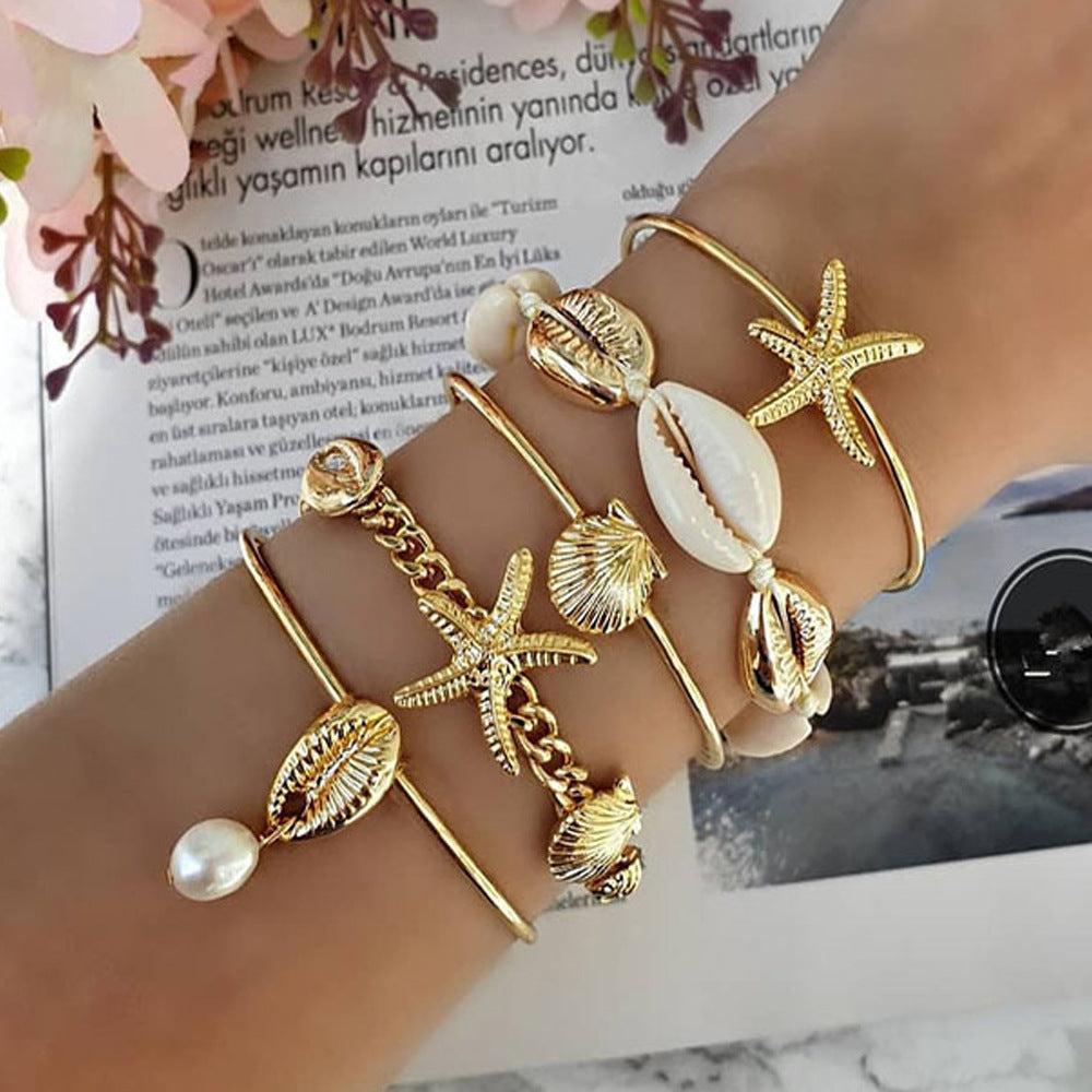 ethnic style triangle leaf heart shape alloy hollow out unisex bracelets By Trendy Jewels