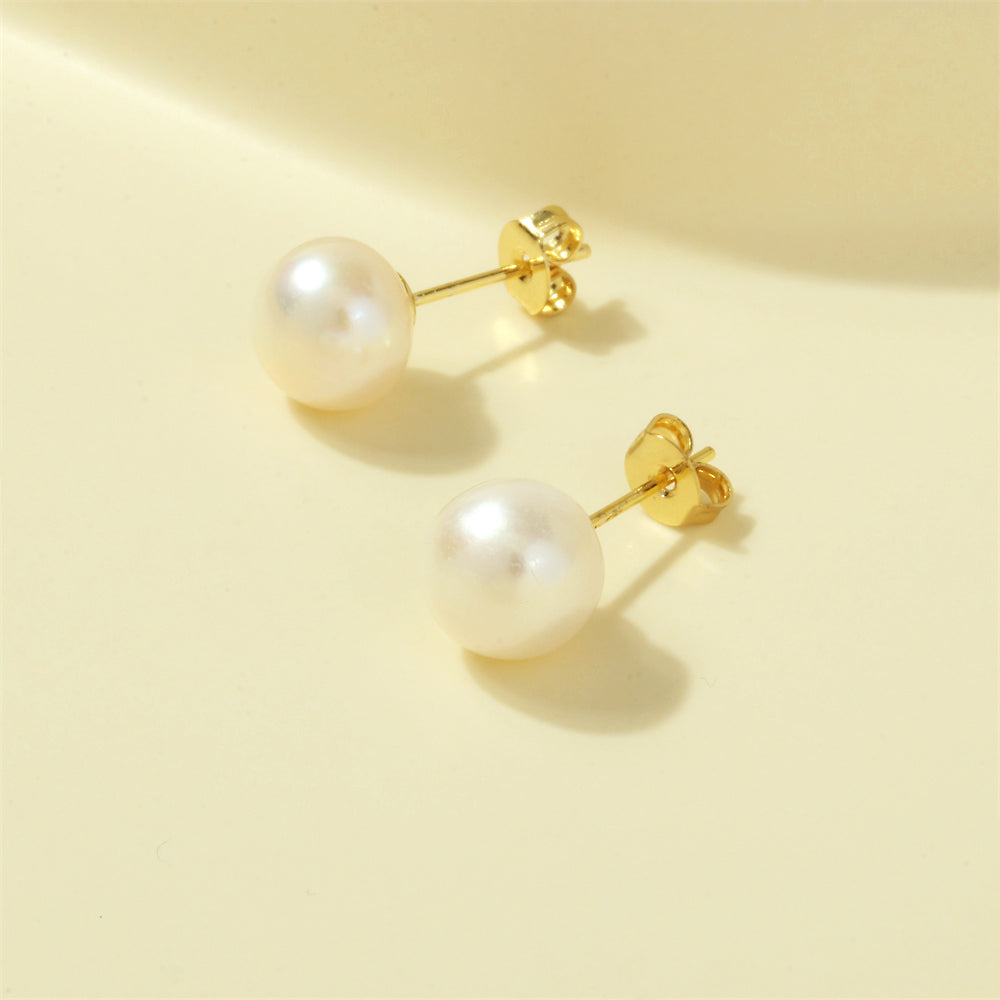 1 pair basic simple style round plating freshwater pearl copper 18k gold plated ear studs By Trendy Jewels